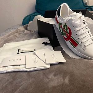 Gucci Ace Interlocking G sneakers